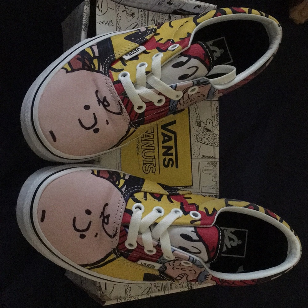 Peanuts Gang Vans
